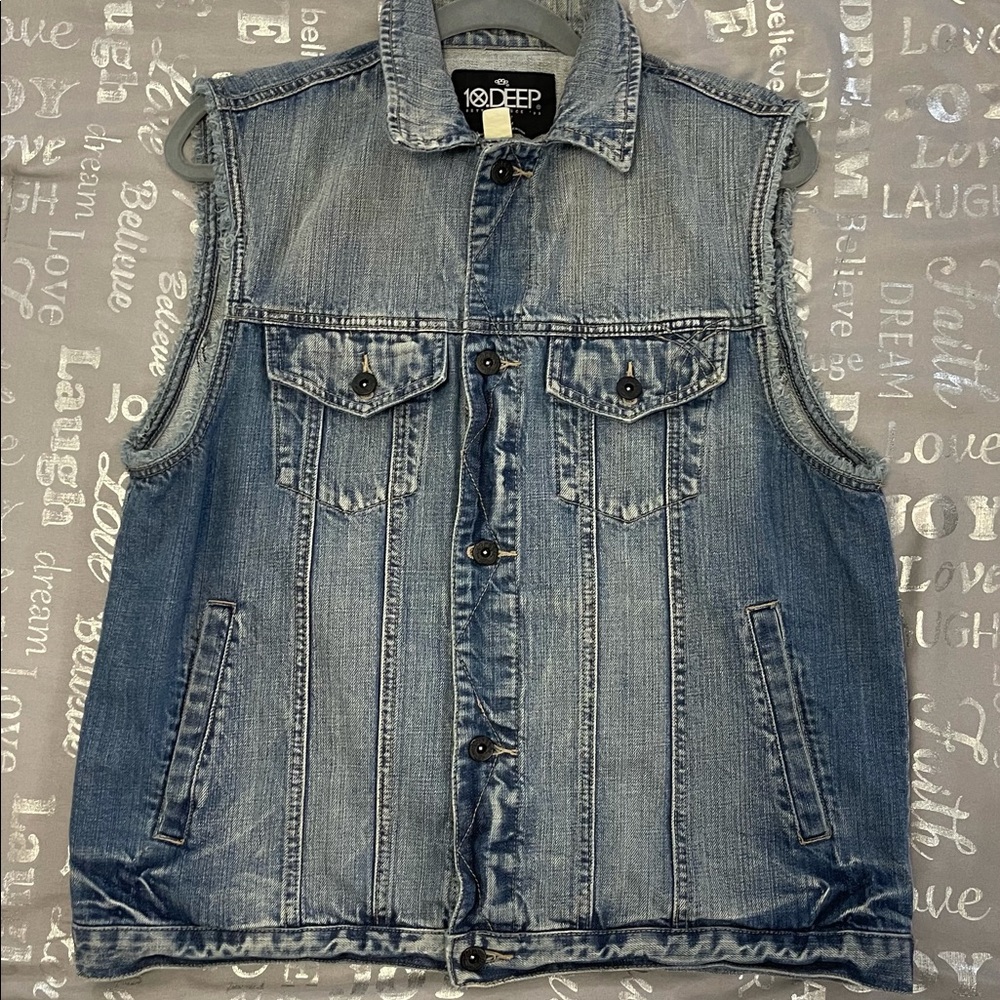 Men’s 10. Deep Jean Vest